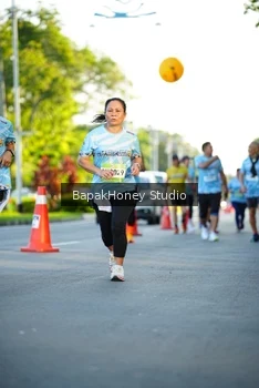 Runner Photo 1558917