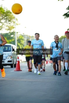 Runner Photo 1558926