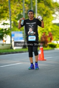 Runner Photo 1558954