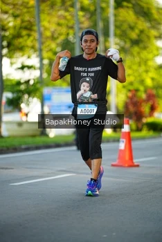 Runner Photo 1558958