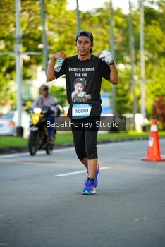 Runner Photo 1558964