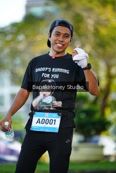 Runner Photo 1558972