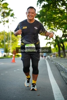 Runner Photo 1559218