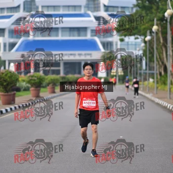 Runner Photo 156006