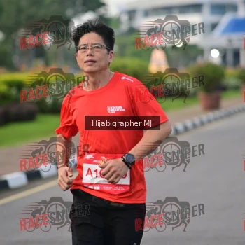 Runner Photo 156030