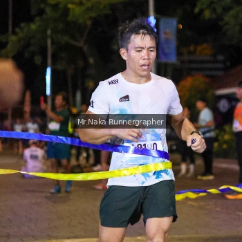 Runner Photo 1562055