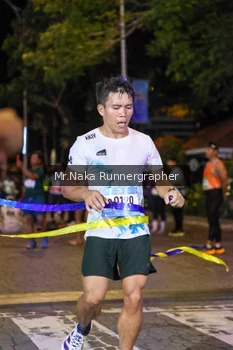 Runner Photo 1562060