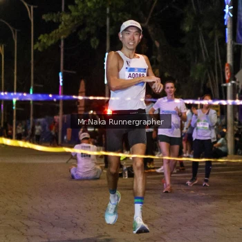 Runner Photo 1562065