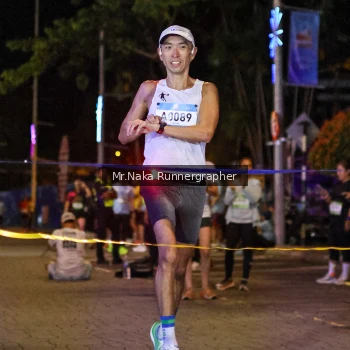 Runner Photo 1562076