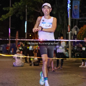 Runner Photo 1562081