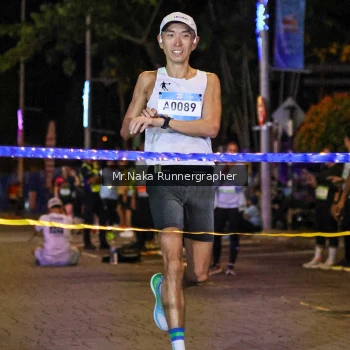 Runner Photo 1562085