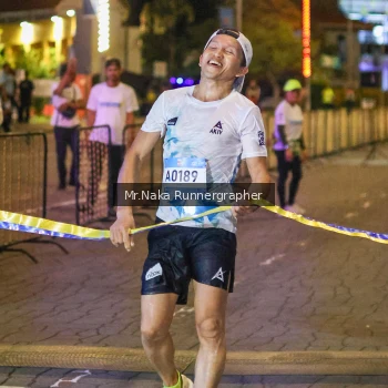Runner Photo 1562249
