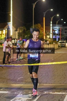 Runner Photo 1562288