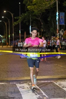 Runner Photo 1562422