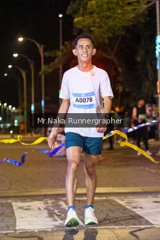 Runner Photo 1562461
