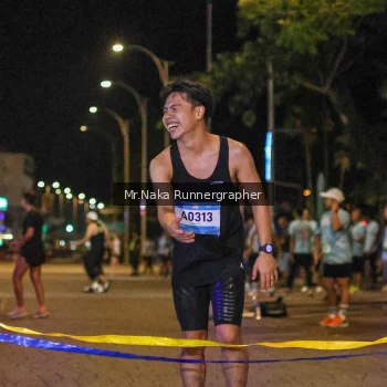 Runner Photo 1562700