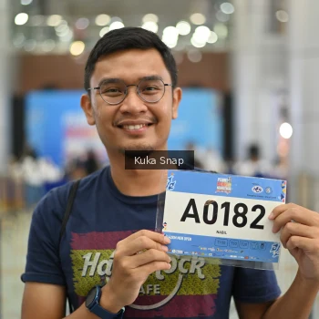 Runner Photo 1563087