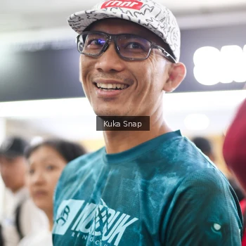 Runner Photo 1563134