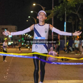 Runner Photo 1563684
