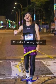 Runner Photo 1563773