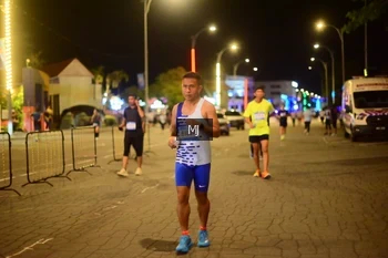 Runner Photo 1563809