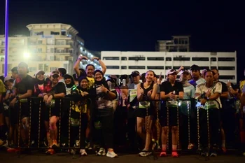 Runner Photo 1563932