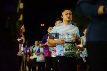 Runner Photo 1563980