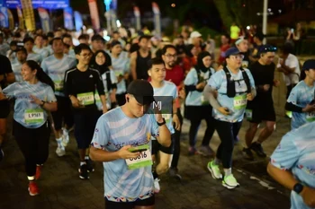 Runner Photo 1563998