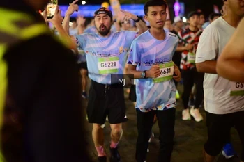 Runner Photo 1564008