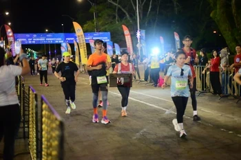 Runner Photo 1564023