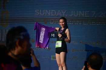 Runner Photo 1564033