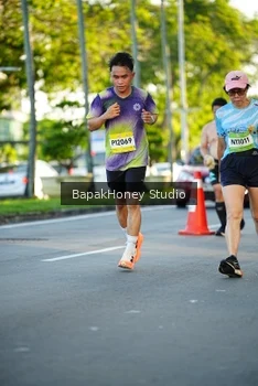 Runner Photo 1564086