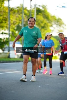 Runner Photo 1564108