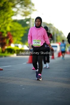 Runner Photo 1564123