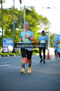 Runner Photo 1564144