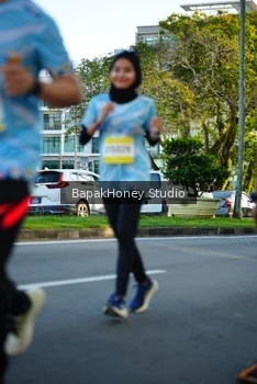 Runner Photo 1564187