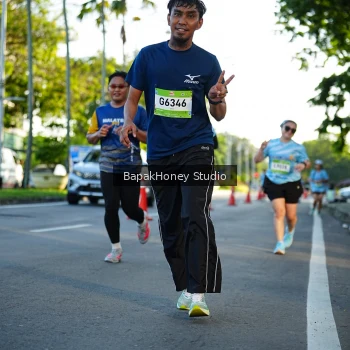 Runner Photo 1564217
