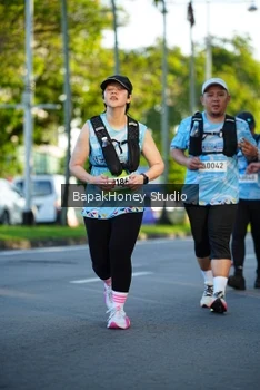 Runner Photo 1564361
