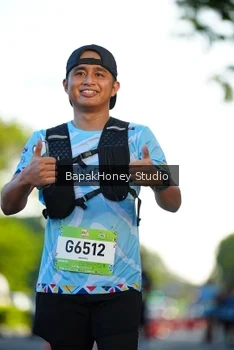 Runner Photo 1564393