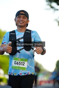 Runner Photo 1564395