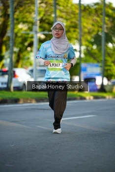 Runner Photo 1564411