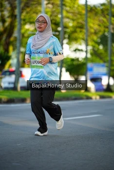 Runner Photo 1564415