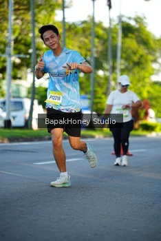 Runner Photo 1564422