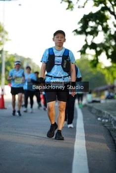 Runner Photo 1564426