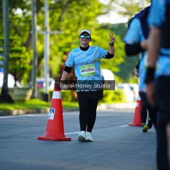 Runner Photo 1564429