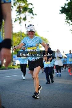 Runner Photo 1564438