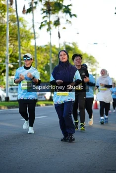 Runner Photo 1564442