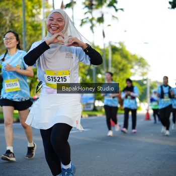 Runner Photo 1564462