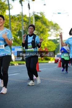 Runner Photo 1564468