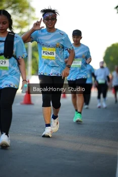 Runner Photo 1564545